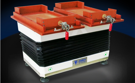 新款振動盤零件整列機(jī)